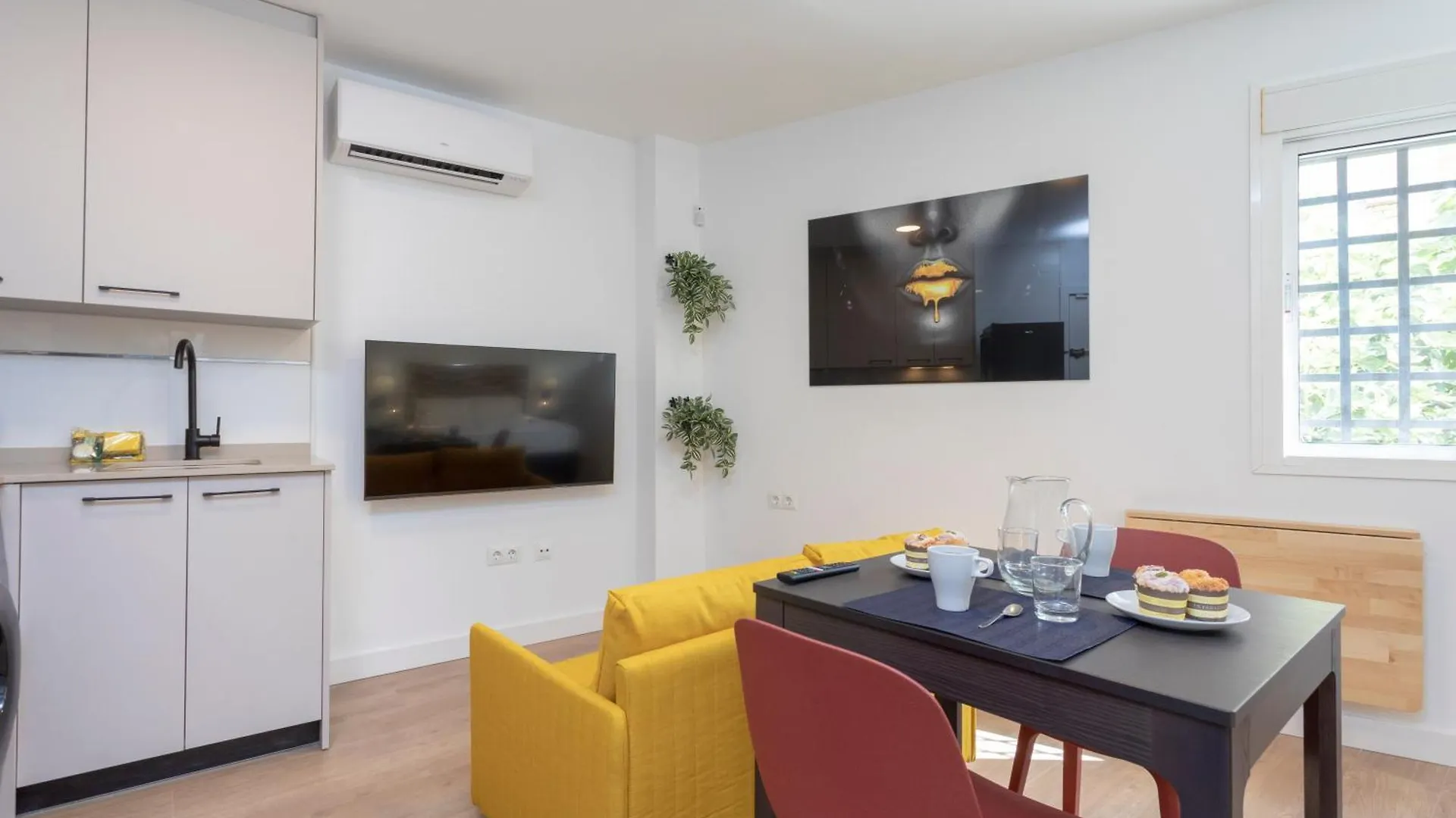 Estudio Con Encanto En Malaga Centro By Rent Me 0*,  西班牙