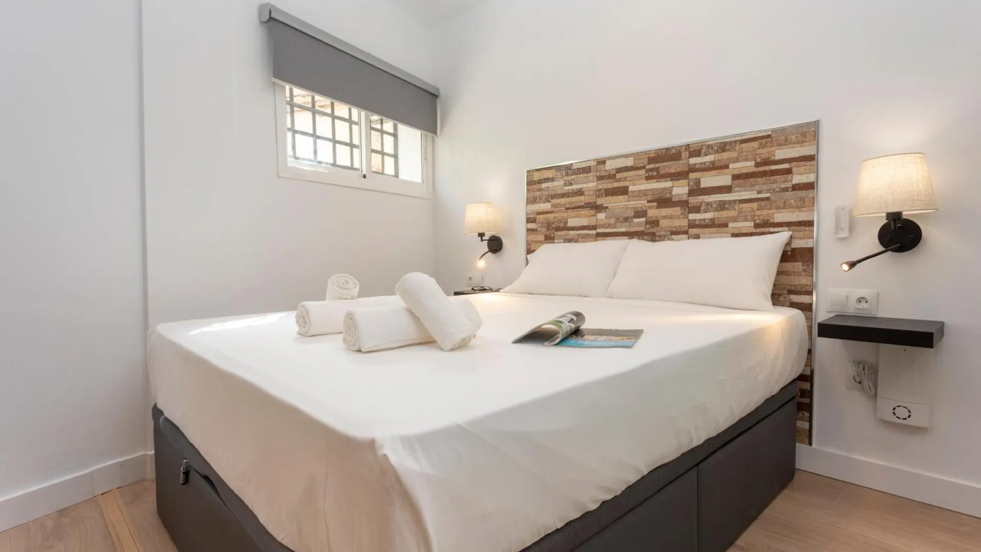Estudio Con Encanto En Malaga Centro By Rent Me Apartment
