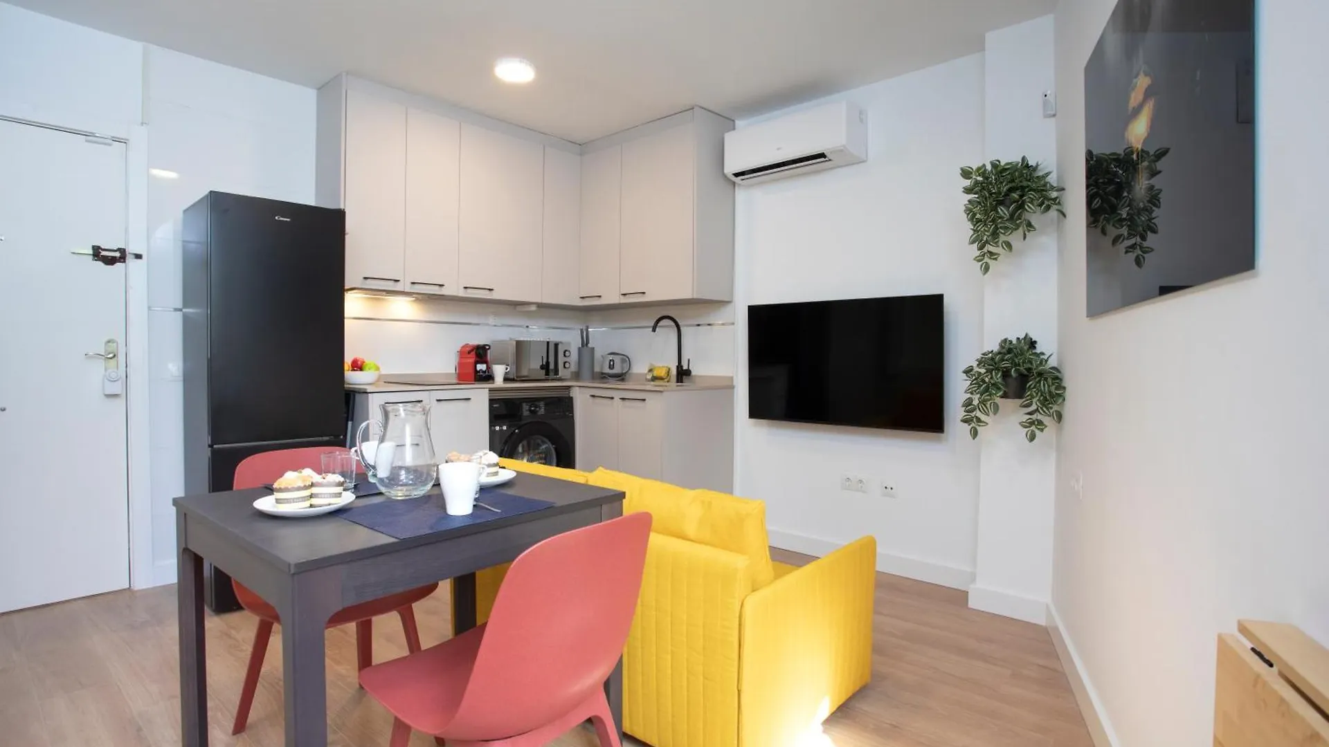 Apartment Estudio Con Encanto En Malaga Centro By Rent Me Spain